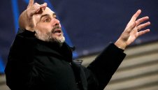 Трус за Сити! Гуардиола и още 20 души са под карантина