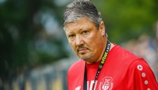 Любо Пенев отсече: На „Армията“ съм у дома, а други хора - на гости