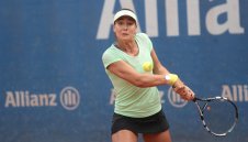 Елица Костова на четвъртфинал в Дубай