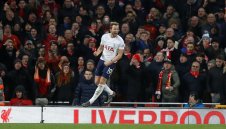 Кейн влезе в клуб 100