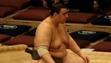 Аоияма със седма загуба на Големия ноемврийски турнир