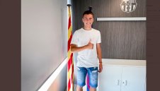 Голям трансфер! Мартин Георгиев подписа с Барса + СНИМКИ