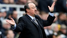 Нюкасъл иска да задържи Бенитес