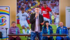 Пирин обясни защо издига Бербатов за шеф на БФС