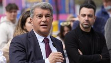 Лапорта се закани: Барса може да стане шампион още този сезон