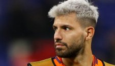 Кун под въпрос за Уотфорд и Челси