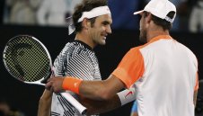 Федерер елиминира палача на Мъри