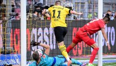 Плейофи? Ройс не иска да детронира Байерн с късмет