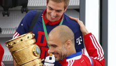 Пеп вади коз от ръкава, хвърля Лам срещу Шахтьор