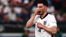 Деклан Райс призна за огромно напрежение в Англия