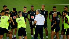 Коутиньо или Вилиан? Ето го избора на бразилския селекционер