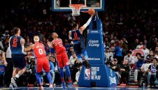 Тъндър и Сиксърс спретнаха трилър с 3 продължения