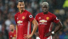 Юнайтед се стресна от финансова криза! Реже заплатите на Ибра и Погба с 25%