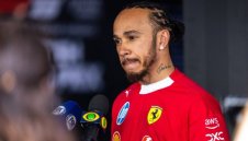 Хамилтън донесъл 70 млн. евро на Ферари до тук