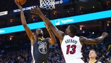 Уориърс с нов обрат след леко съдийско рамо