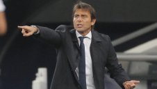 Конте е бесен на Кабаков + СНИМКА