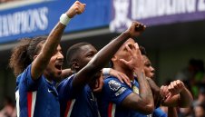 Челси излезе на върха след победа в лондонско дерби