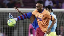 Ужас в Испания! Пребиха и ограбиха Обамеянг