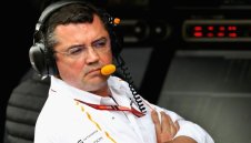 Макларън изгони състезателния си директор