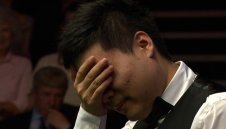 Динг забрави, че е в график за 147 и се глоби с 30 000 паунда + ВИДЕО