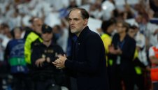 ОФИЦИАЛНО: Тухел пое Англия