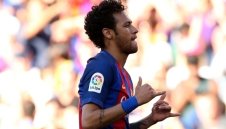 Пике приветства евентуално завръщане на Неймар в Барса