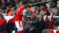 Жиру: Искаме Венгер да продължи