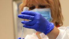 966 нови случая на коронавирус в България