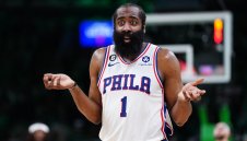 Брадата е сигурен: Времето му във Филаделфия е изтекло