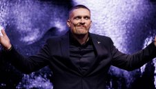 Усик стресна Фюри преди мегабитката + ВИДЕО