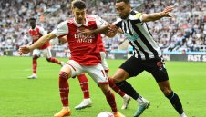 Звезда на Арсенал копира Роналдо от дете