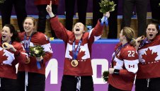 Канада стана Олимпийски шампион по хокей