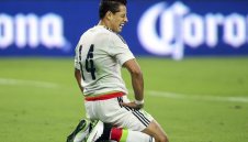 Ван Гаал дава шанс на Чичарито