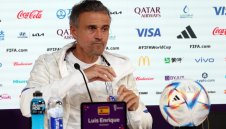 Лучо заплаши Феран Торес: Ако ме направиш дядо, повече няма да играеш