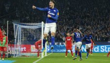 Заради късен гол: И Шалке не бутна Байерн от върха