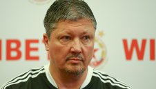 Стойне Манолов: ЦСКА се подигра с Любо Пенев