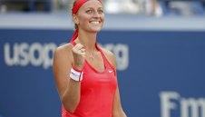 Петра бие без пощада