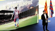 Десетте звезди, които приключиха с футбола миналата година