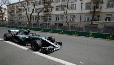 Ботас най-бърз в първата тренировка в Азербайджан 