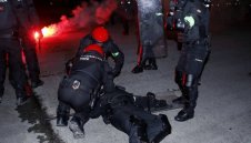 Фенски страсти: Палеж и стрелба по футболен шеф в Аржентина