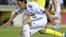 Фъргюсън се пробвал за Йозил