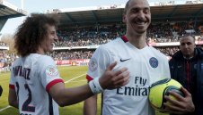 Златан: Оставам в ПСЖ, ако сменят Айфеловата кула с моя статуя