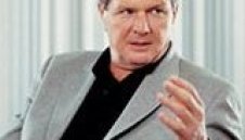 Милиардер зове за ниски заплати в Бундеслигата