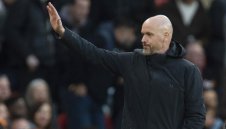 От "Олд Трафорд" предлагат договор за още 2 години на Тен Хаг