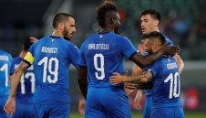 Манчини с успешен дебют начело на Италия, Балотели се завърна с гол + ВИДЕО