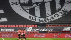 Евро 2020 с фенове в Амстердам и Билбао