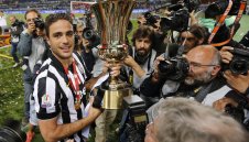 Лацио протяга ръка към Матри 