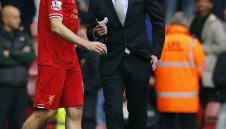 Карагър: Джерард ще си остане на пейката