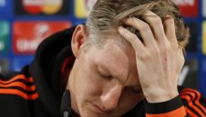 Швайнщайгер иска развод от "червените дяволи"