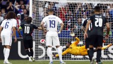 Нова издънка на Франция: И Хърватия оскуба “петлите”